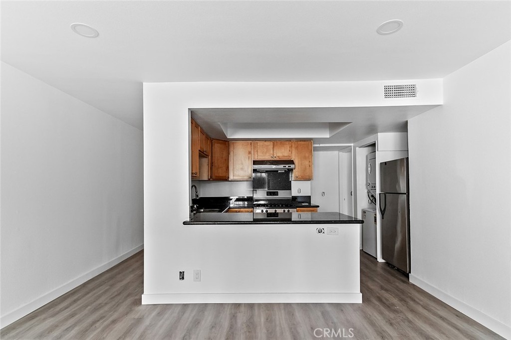 918 W College Street 316