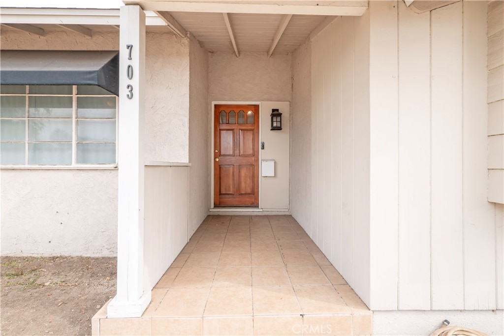 703 W 7th Street
