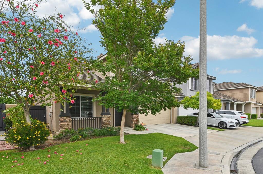 3341 Taurus Lane