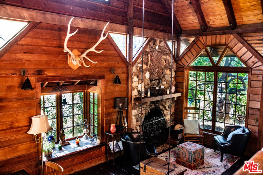 2521 Topanga Skyline Drive, Topanga CA 90290