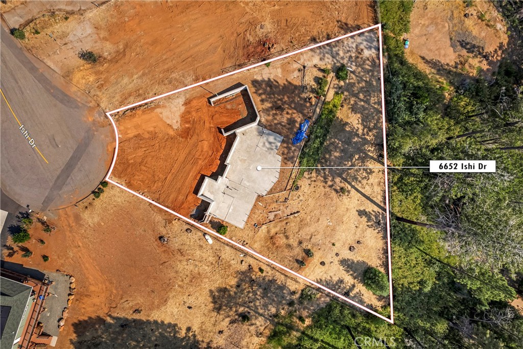 Incredible Build Opportunity in Magalia, CA – Nearly 3,000 Sqft with Spectacular Views.
Nestled above Paradise in the beautiful mountain community of Magalia, this exceptional property offers a rare opportunity to bring your dream home to life. Located at the end of a peaceful cul-de-sac, this nearly 3,000 sq ft custom home is already underway and ready for you to complete.
Designed with 4 spacious bedrooms, 3 bathrooms, and an oversized 600 sq ft garage, the home sits on a prime lot with stunning valley, coastal range, and breathtaking sunset views.
The heavy lifting has already been done:
Approved building permits.
Septic and water connected.
Build plans included.
Concrete foundation for the basement.
Concrete Stem wall for the upper level and garage perimeter already in place.
Construction began with a licensed contractor, who unfortunately had to step away due to illness. The current owner has decided to remain in her existing home, presenting an outstanding opportunity for a new owner to finish this beautiful vision.
Whether you’re a family ready to customize your dream home or a builder looking for a promising project, this property offers both value and potential. Magalia is one of the fastest-growing communities in California – don’t miss your chance to be part of it.