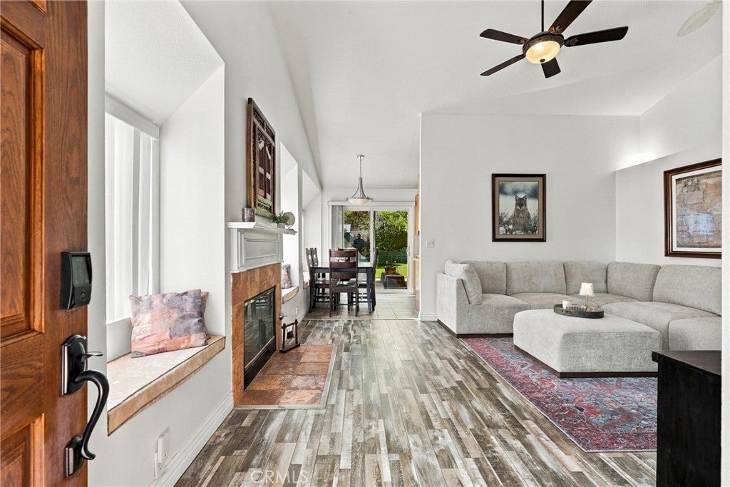 Search Homes 22856 Tamarack