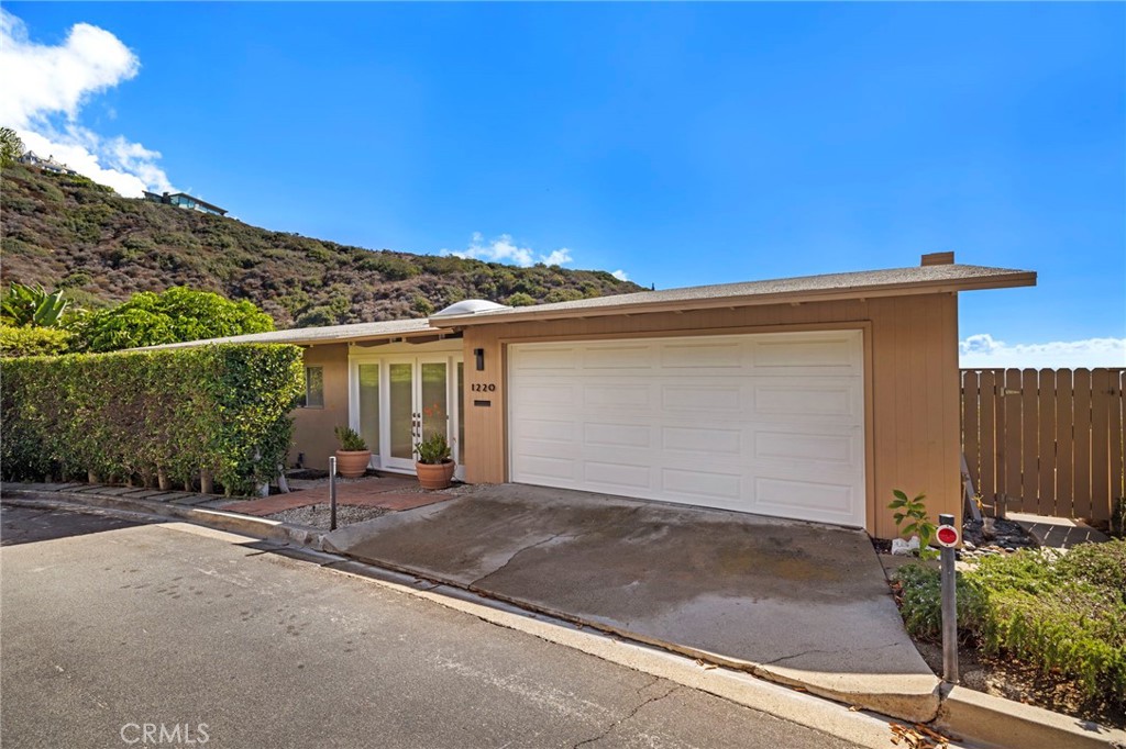 Mystic Hills (MH) - Residential Lease