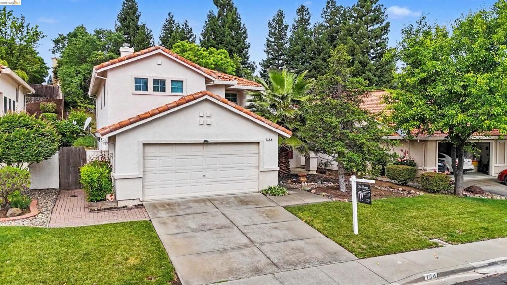 Photo of 184 Bald Eagle Dr Dr, Vacaville, CA 95688 (MLS # 41130761)