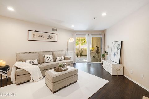 5837 Oak Bend Lane 106 Oak Park CA 91377
