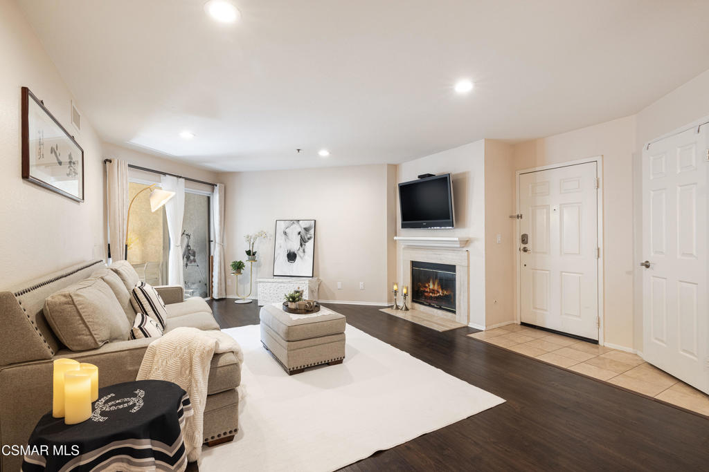 5837 Oak Bend Lane 106