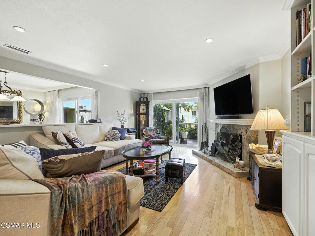 Westlake Bay-728 - 728 - Residential