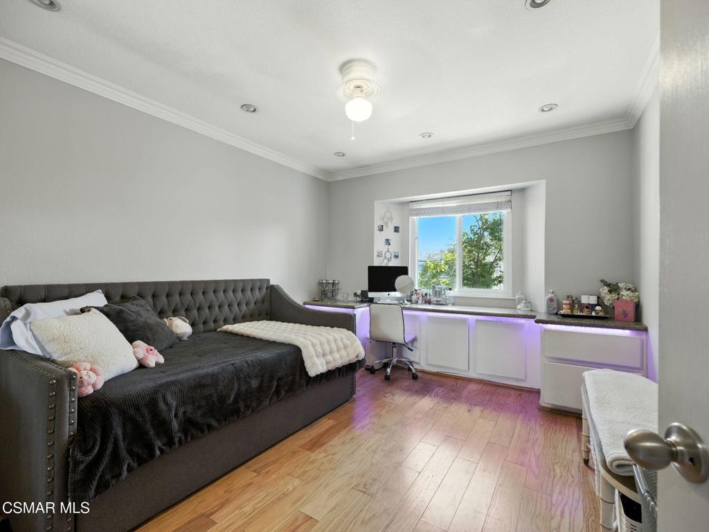 Westlake Bay-728 - 728 - Residential