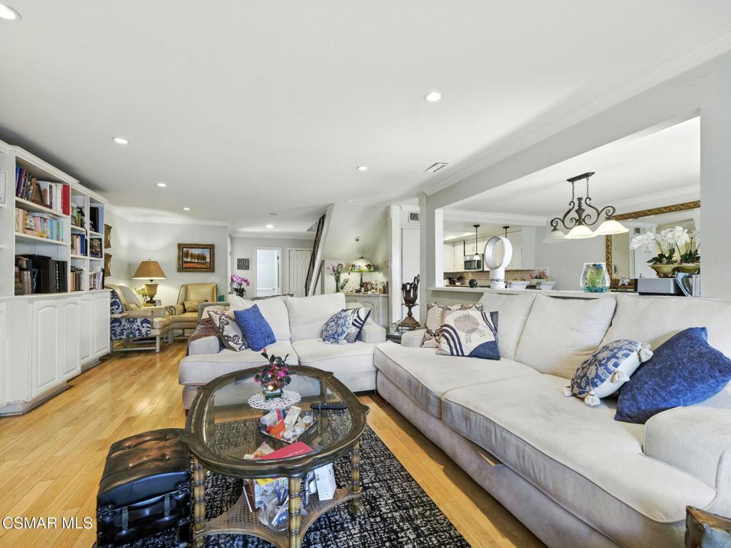 Westlake Bay-728 - 728 - Residential