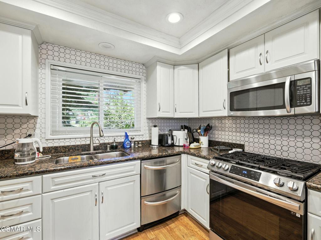 Westlake Bay-728 - 728 - Residential