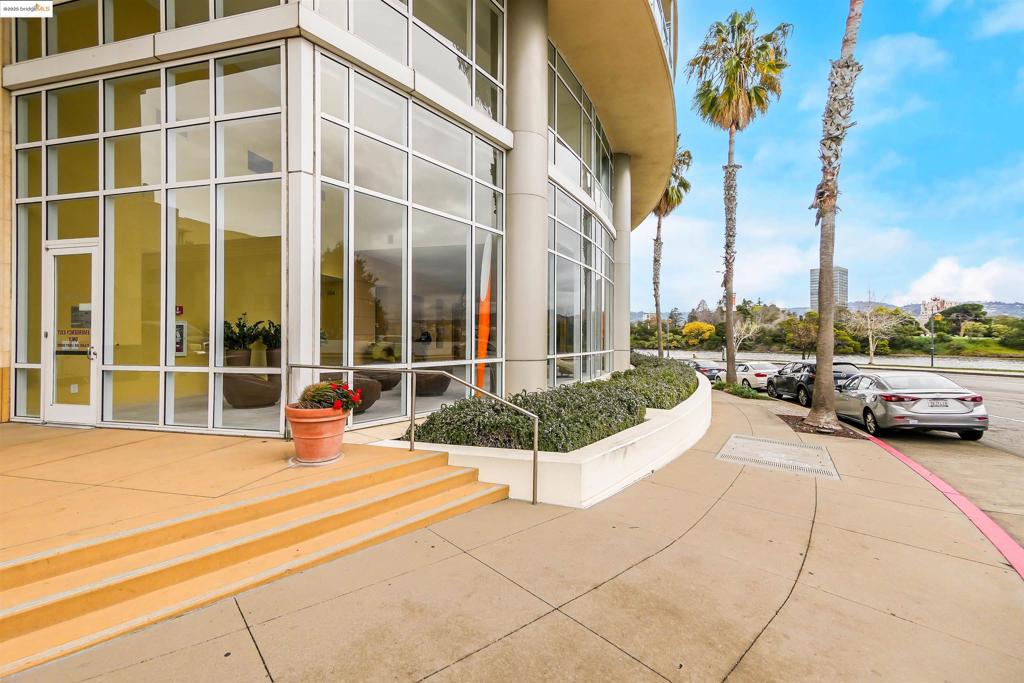 LAKE MERRITT - Residential