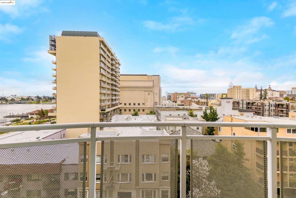 LAKE MERRITT - Residential