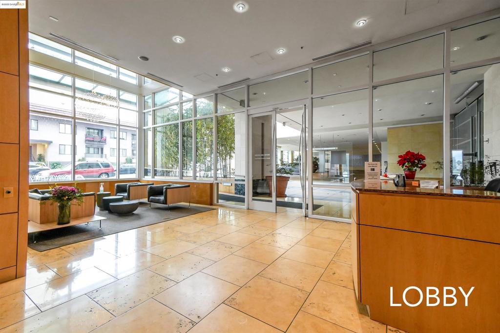 LAKE MERRITT - Residential