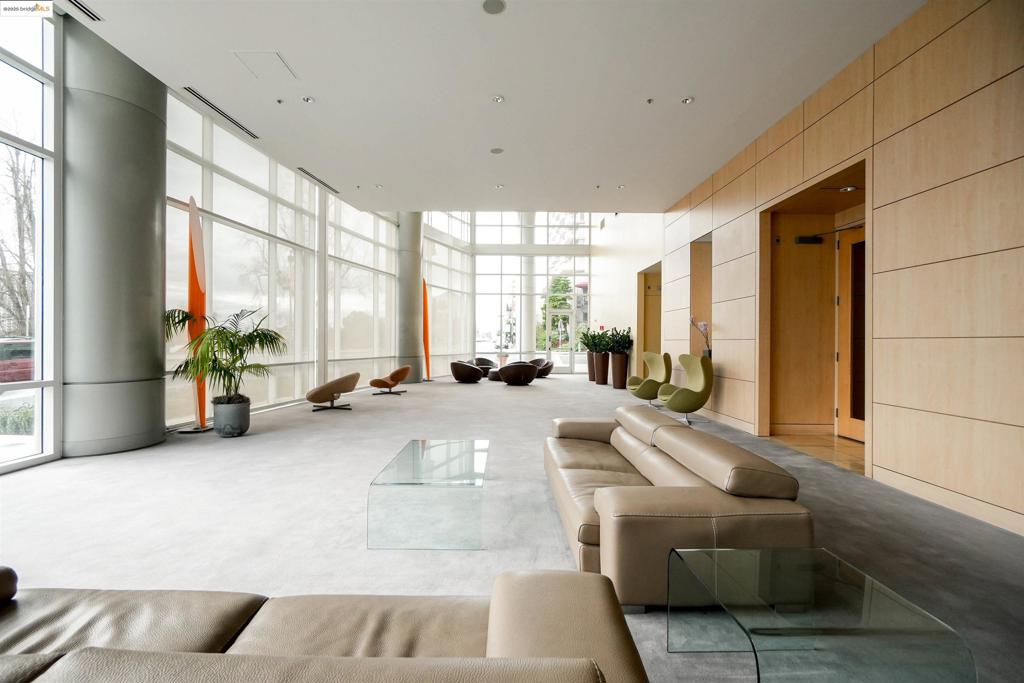 LAKE MERRITT - Residential