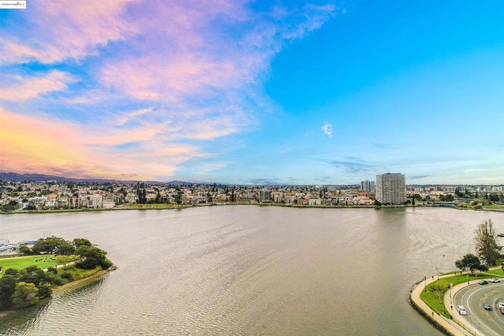 LAKE MERRITT - Residential