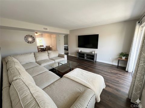 Photo of 26152 Serrano Ct Ct, Lake Forest, CA 92630 (MLS # OC26078369)