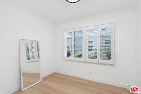 Tiny photo for 14348 Collins Street, Sherman Oaks, CA 91401 (MLS # 26848669)
