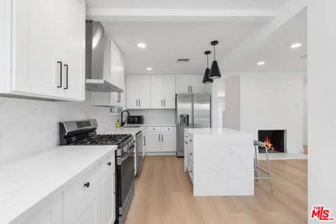Tiny photo for 14348 Collins Street, Sherman Oaks, CA 91401 (MLS # 26848669)