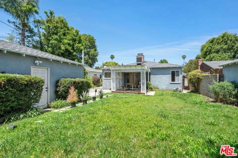 Tiny photo for 14348 Collins Street, Sherman Oaks, CA 91401 (MLS # 26848669)