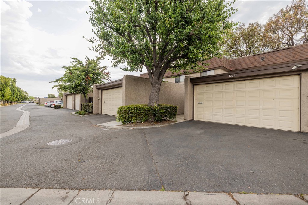 12279 Westcliff Drive