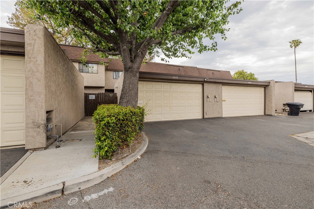 12279 Westcliff Drive