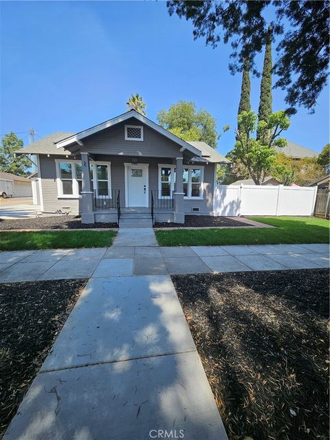 Photo of 4237 4th Street, Riverside, CA 92501 (MLS # IG25190288) Photo of 4237 4th Street, Riverside, CA 92501 (MLS # IG25190288)