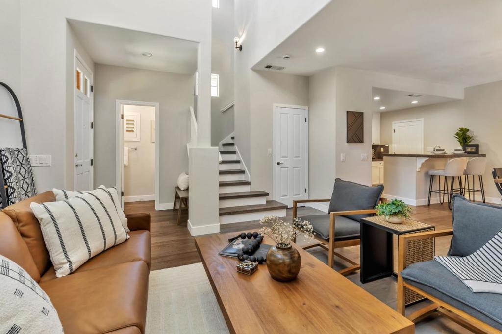 Properties 3 72 Cannery Circle