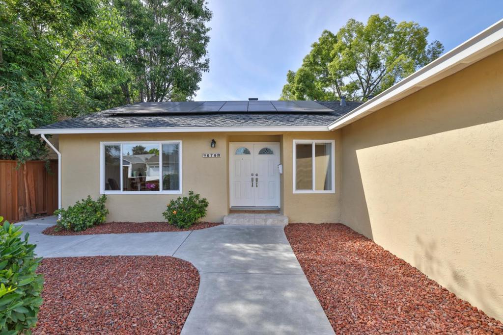 679 Meadow Creek Drive