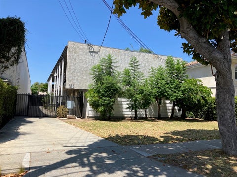 Photo of 251 N Craig Avenue #1, Pasadena, CA 91107 (MLS # WS26175729)