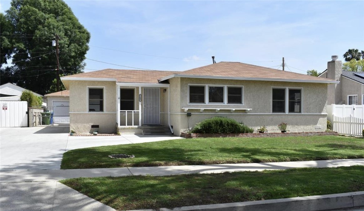 Professional photos coming soon! Located on a charming tree-lined street in the highly sought-after Lake Balboa neighborhood, this 3-bedroom, 1-bath home offers an incredible opportunity with fully approved plans for a 2-bedroom, 2-bath ADU. Inside, you'll find original hardwood floors, dual-pane windows, central HVAC, and an indoor laundry room. A large, enclosed rear patio adds extra versatile space to spread out and entertain. The spacious backyard features a detached two-car garage, already approved for conversion into a 750 sq ft ADU — ideal for multi-generational living or rental income. There’s also a mature lemon tree, plenty of room to add a pool, and endless possibilities for outdoor entertaining. Conveniently located near the 101 & 405 freeways, with easy access to dining, shopping, schools, parks, and public transit. Don’t miss this rare opportunity to customize and add value in one of the Valley’s most desirable communities!