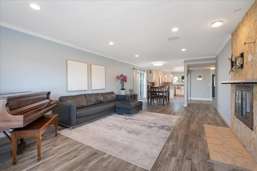 La Mesa - Residential