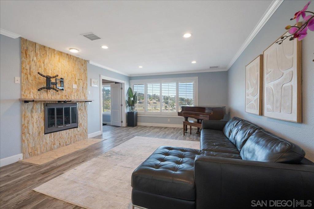 La Mesa - Residential