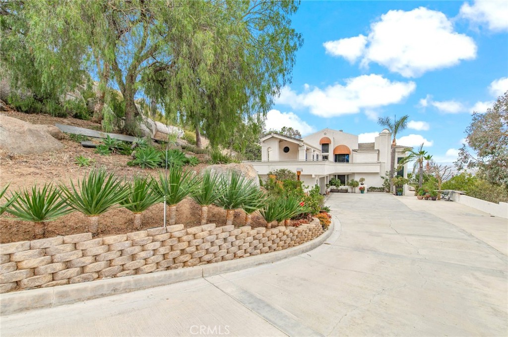 7440 Live Oak Dr.