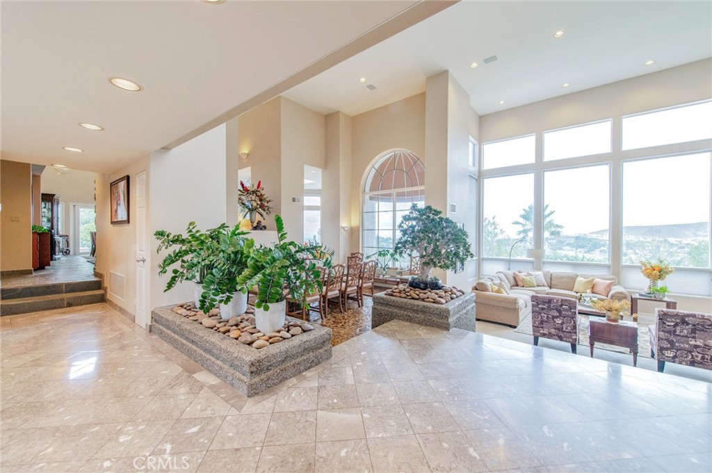 7440 Live Oak Dr.