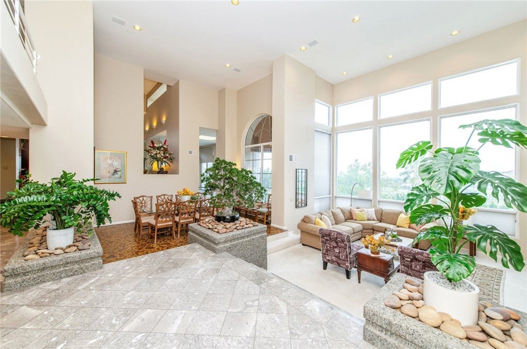 7440 Live Oak Dr.