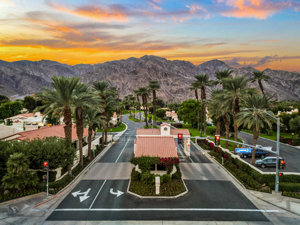 Santa Rosa Cove Coun - Residential