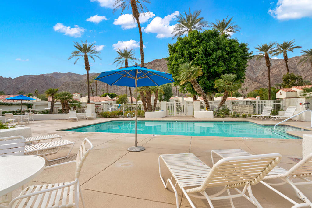 Santa Rosa Cove Coun - Residential