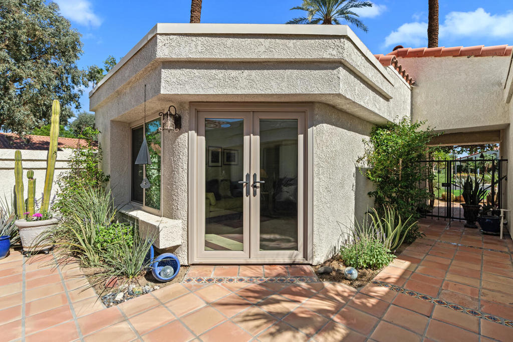 Santa Rosa Cove Coun - Residential