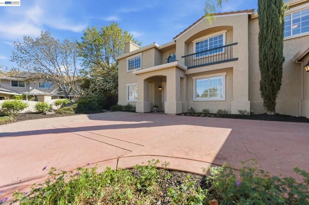 Photo of 1548 Klondike Pl Pl, Livermore, CA 94550 (MLS # 41128490)