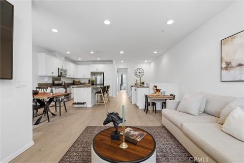 Photo of 406 El Paseo, Lake Forest, CA 92610 (MLS # OC26059899)