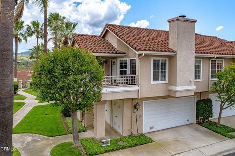 Photo of 650 Ivywood Lane #A, Simi Valley, CA 93065 (MLS # V1-35946)