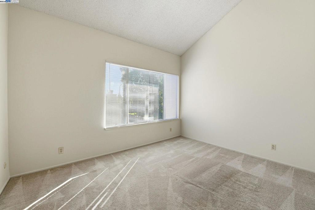 BRIARWOOD - Residential