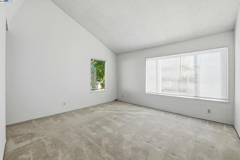 BRIARWOOD - Residential