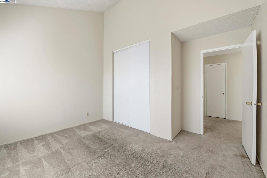 BRIARWOOD - Residential