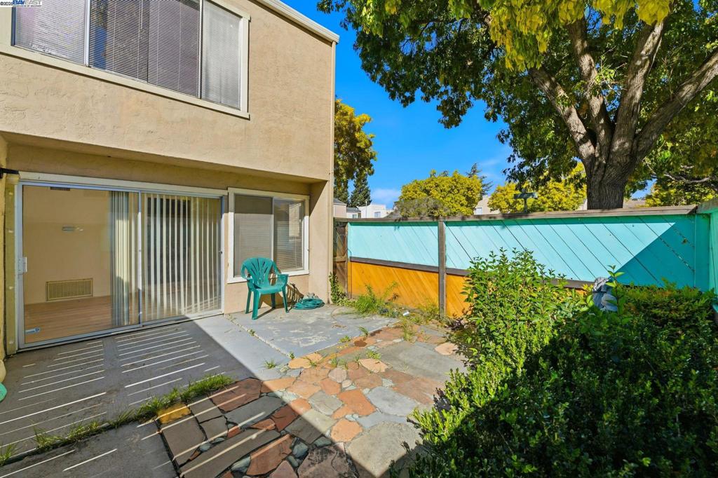 BRIARWOOD - Residential