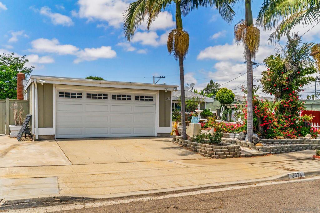 2578 Moonstone