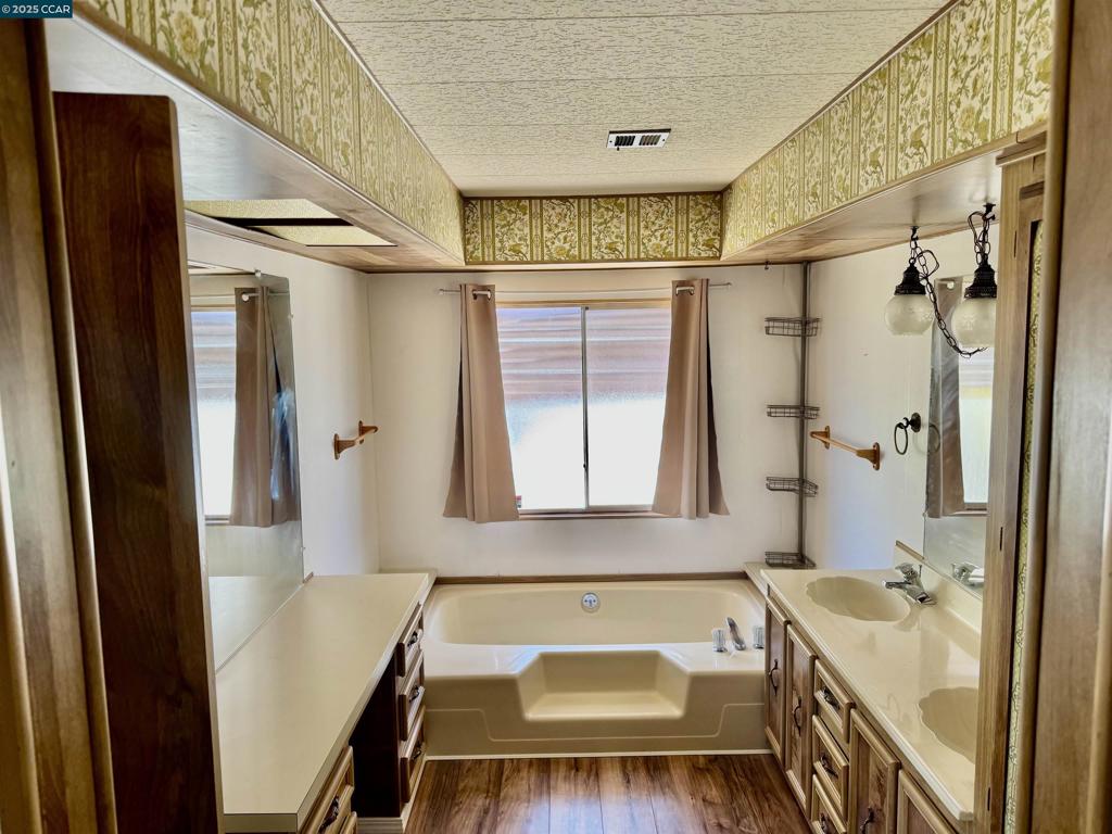 PITTSBURG - Residential
