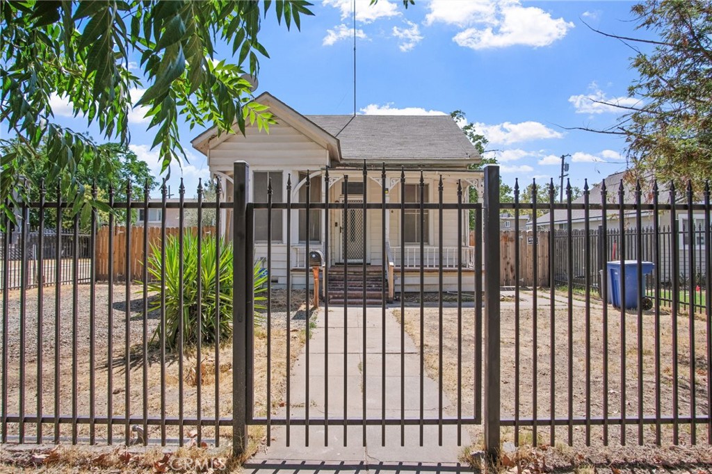 330 W 22nd Street