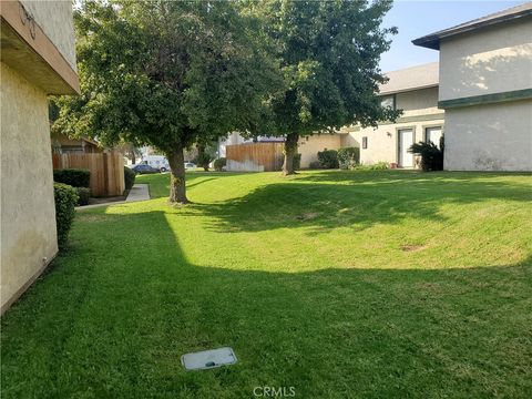 Photo of 128 Wiseman Way #C, Upland, CA 91786 (MLS # CV26022900)
