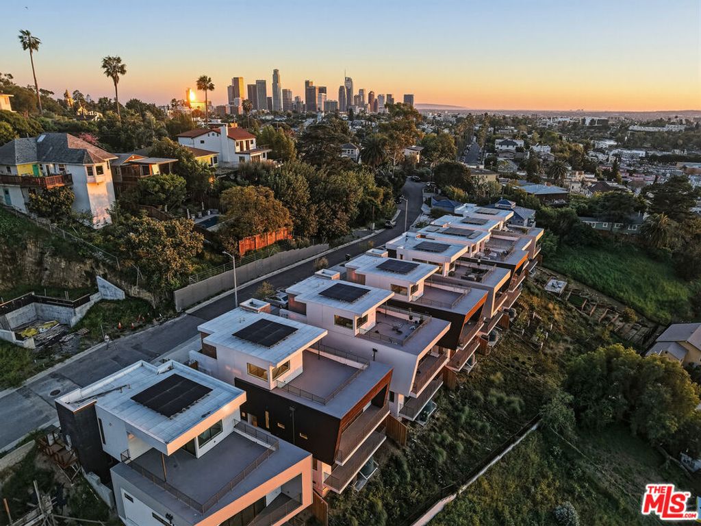 Photo of 1653 N Bruce Court, Los Angeles, CA 90026 (MLS # 26662283)